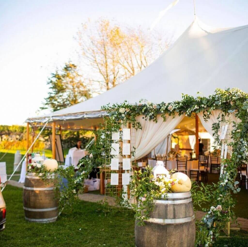 Jonthan Edwards Winery Unique Wedding Venues in CT Jonthan Edwards Winery Unique Wedding Venues in CT